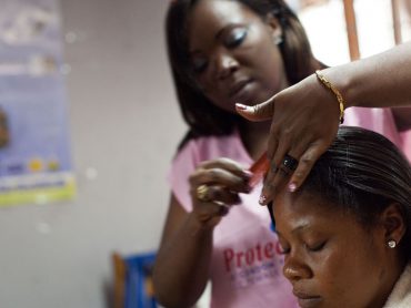 Women's hairdressing salon in Yaounde